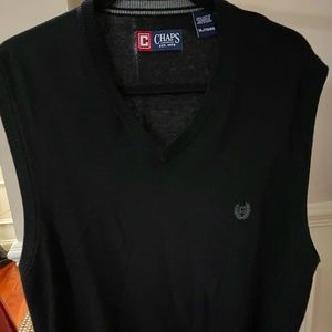 Men’s Chaps Black Sweater Vest size X Large EXCELLENT CONDITION